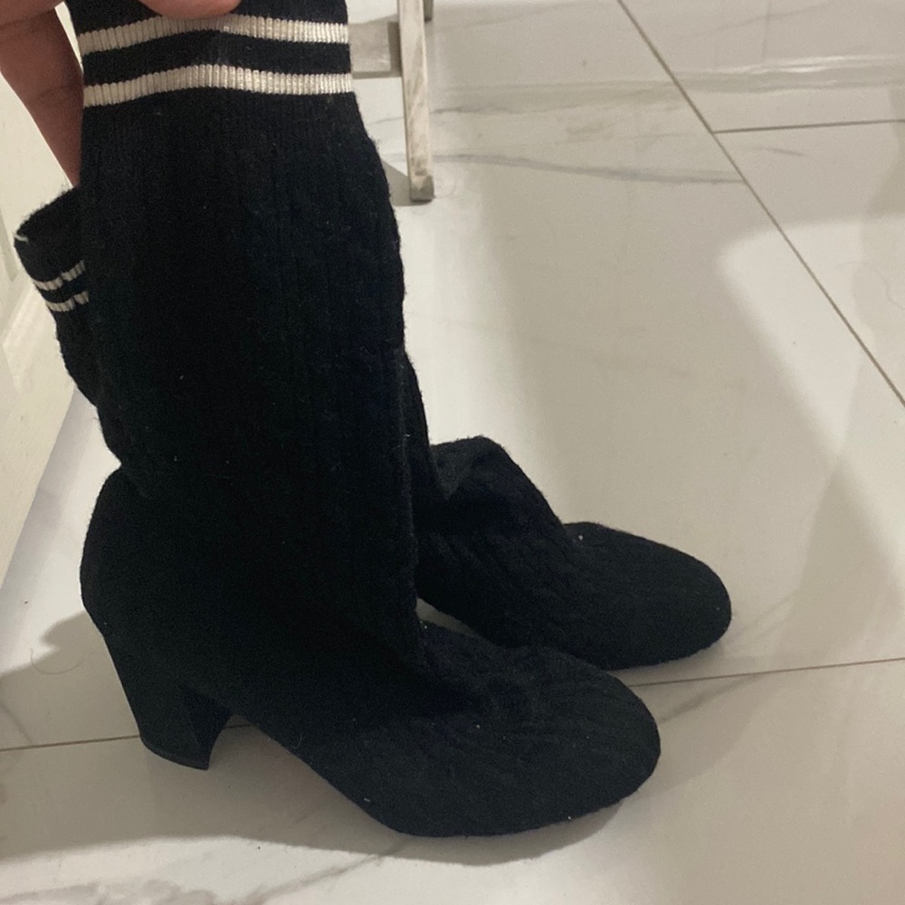 Black tight boots